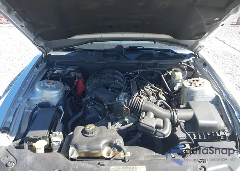 2012 Ford Mustang V6 из США, поврежденный, VIN 1ZVBP8AM7C5260016